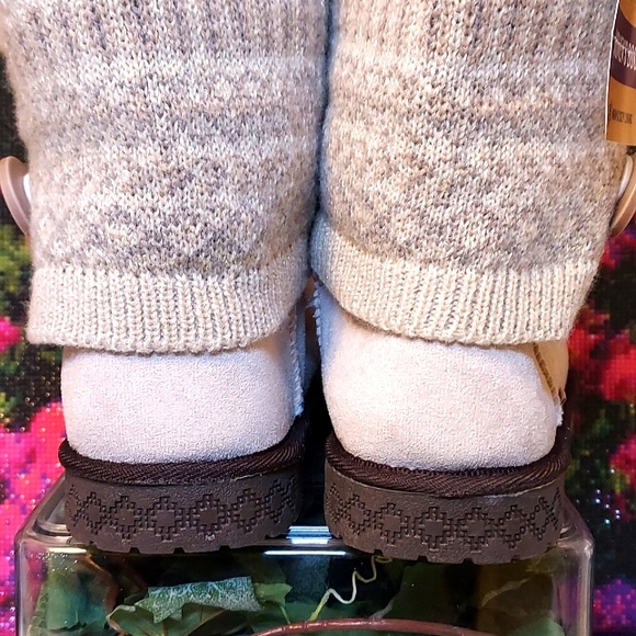 Womens MukLuks Janie Cozy Sweater Boot - Picture 10 of 15